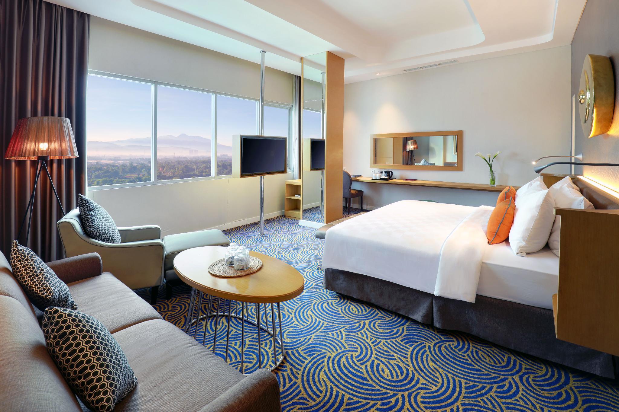 Hotel Ciputra Cibubur Managed By Swiss-Belhotel International Zewnętrze zdjęcie